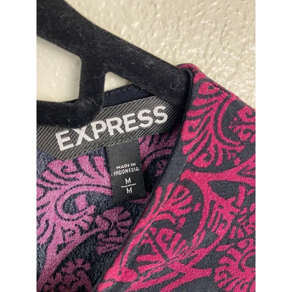Express Floral Shift Dress Womens Size Medium Paisley Flowy Short sleeve Boho - Picture 3 of 12